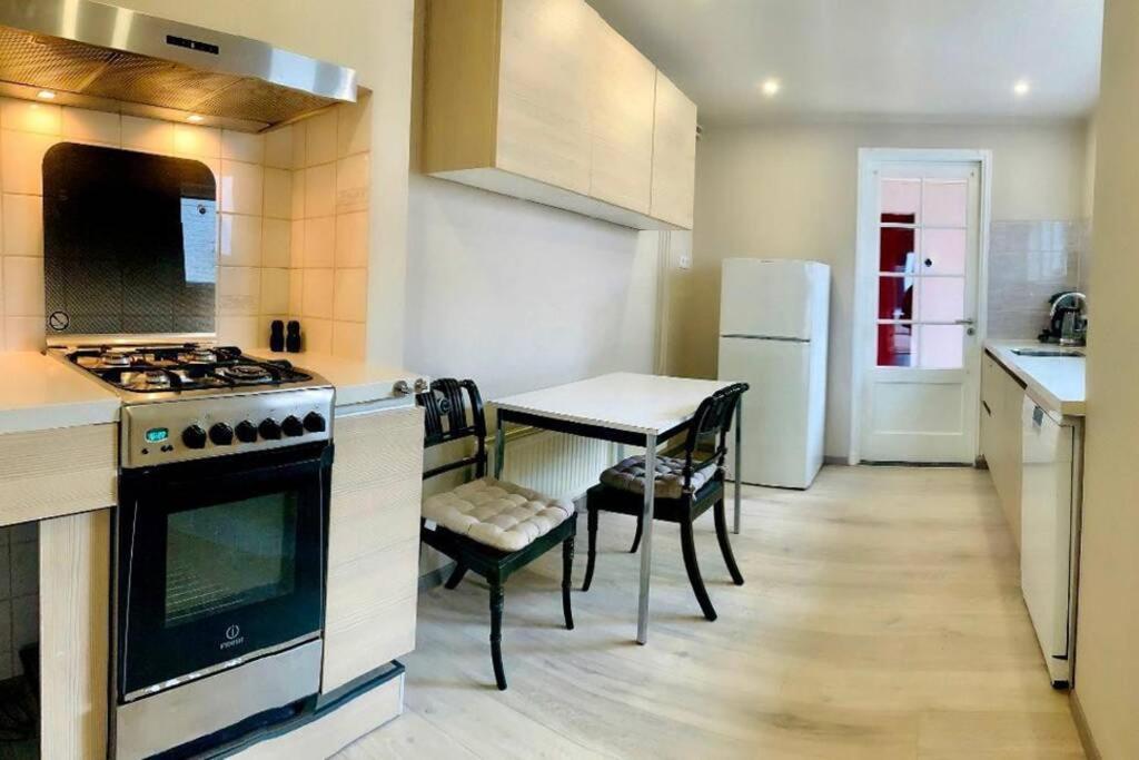 Cosy House In The Heart Of The Center! Διαμέρισμα Oostburg Εξωτερικό φωτογραφία